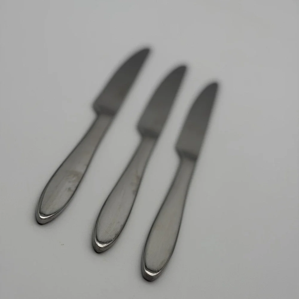 Pfaltzgraff Stainless Steel Serrated Dinner Knives Set of 3 Silver Flatware